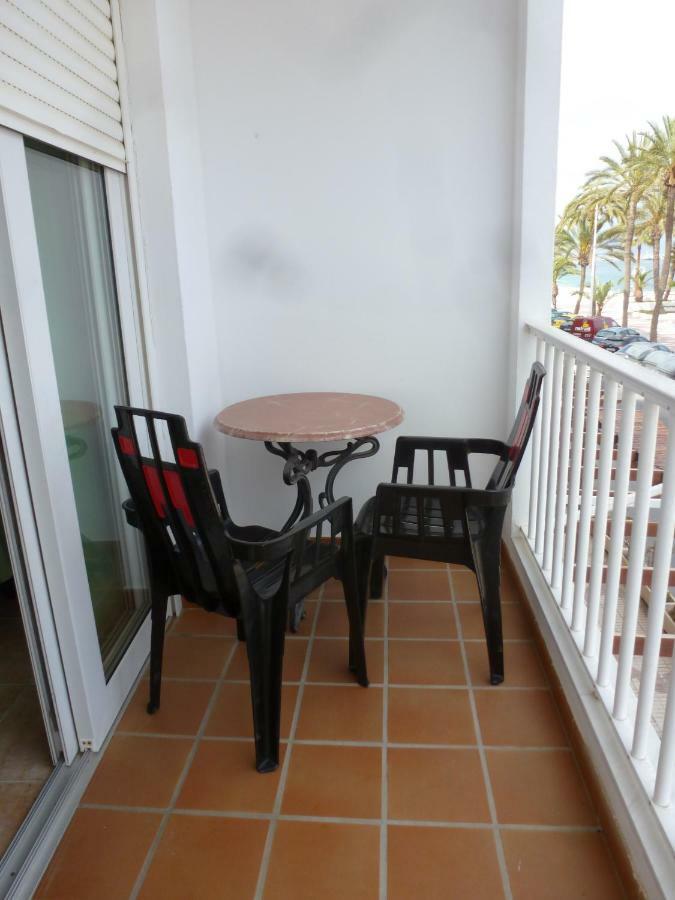 גרוצ'ה Hostal Cortes מראה חיצוני תמונה