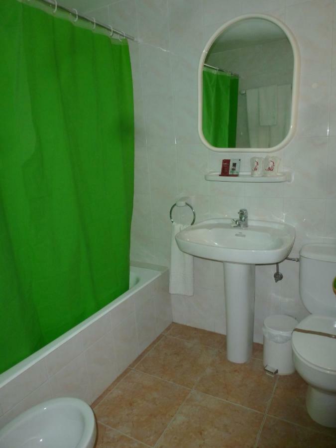 גרוצ'ה Hostal Cortes מראה חיצוני תמונה
